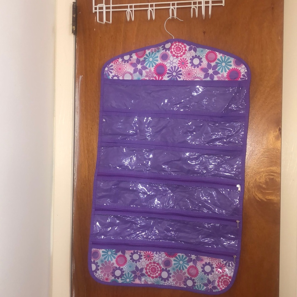 My Style Laundry Backpack & Accessory Holder - Picture 3 of 3